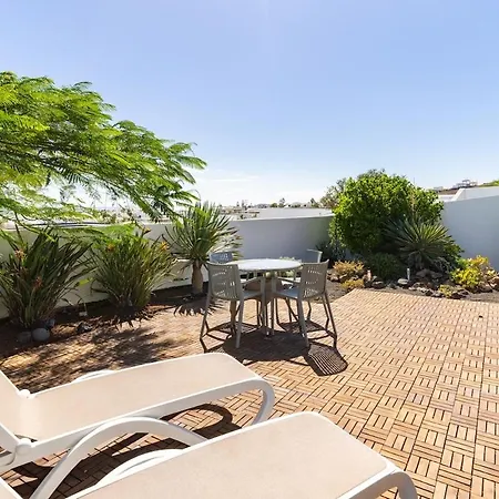 3 Bedroom With Pool And Jacuzzi Villa