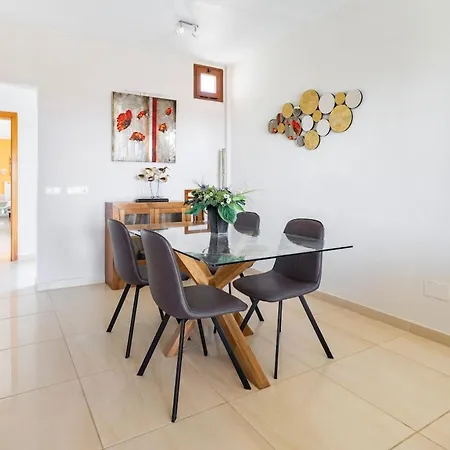 3 Bedroom With Pool And Jacuzzi Villa