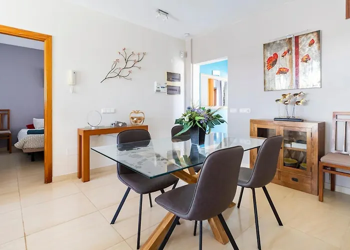3 Bedroom With Pool And Jacuzzi فيلة بلايا بلانكا