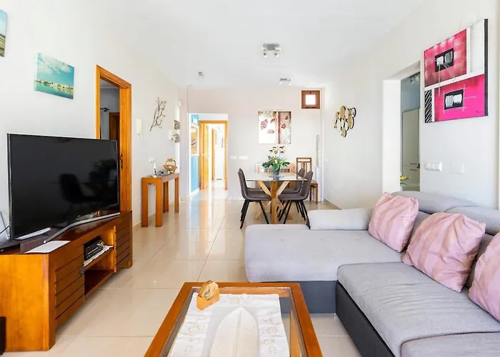 3 Bedroom With Pool And Jacuzzi فيلة