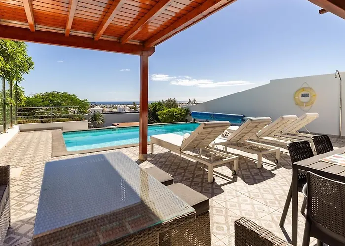 فيلة 3 Bedroom With Pool And Jacuzzi بلايا بلانكا