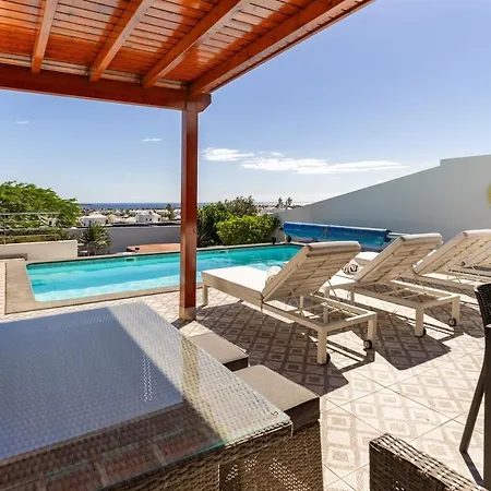 Villa 3 Bedroom With Pool And Jacuzzi Playa Blanca