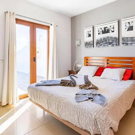 Villa 3 Bedroom With Pool And Jacuzzi